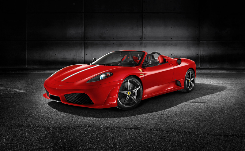 Illustration for article titled Ferrari Scuderia Spider 16M Unveiled Live At Mugello With Stickers, 16 GB Ferrari iPod Touch